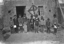 Γιέ μου γιατί δε λούζεσαι