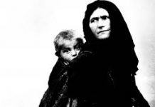 Μη με μαλώνεις μάνα