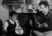 Είναι καρδιές όπου γελούν