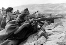 Της Λενιώς του Μπότσαρη